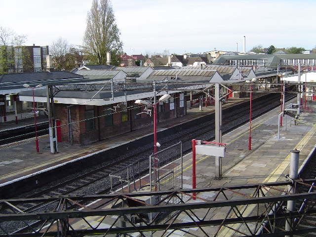 Harrow + Wealdstone Platform