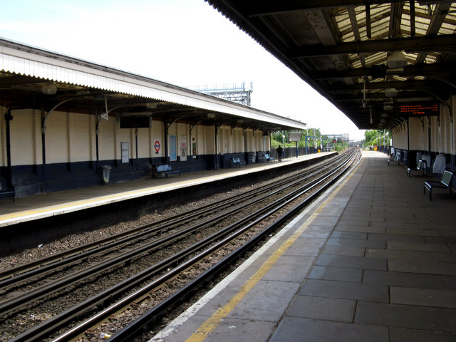 North Wembley Platform