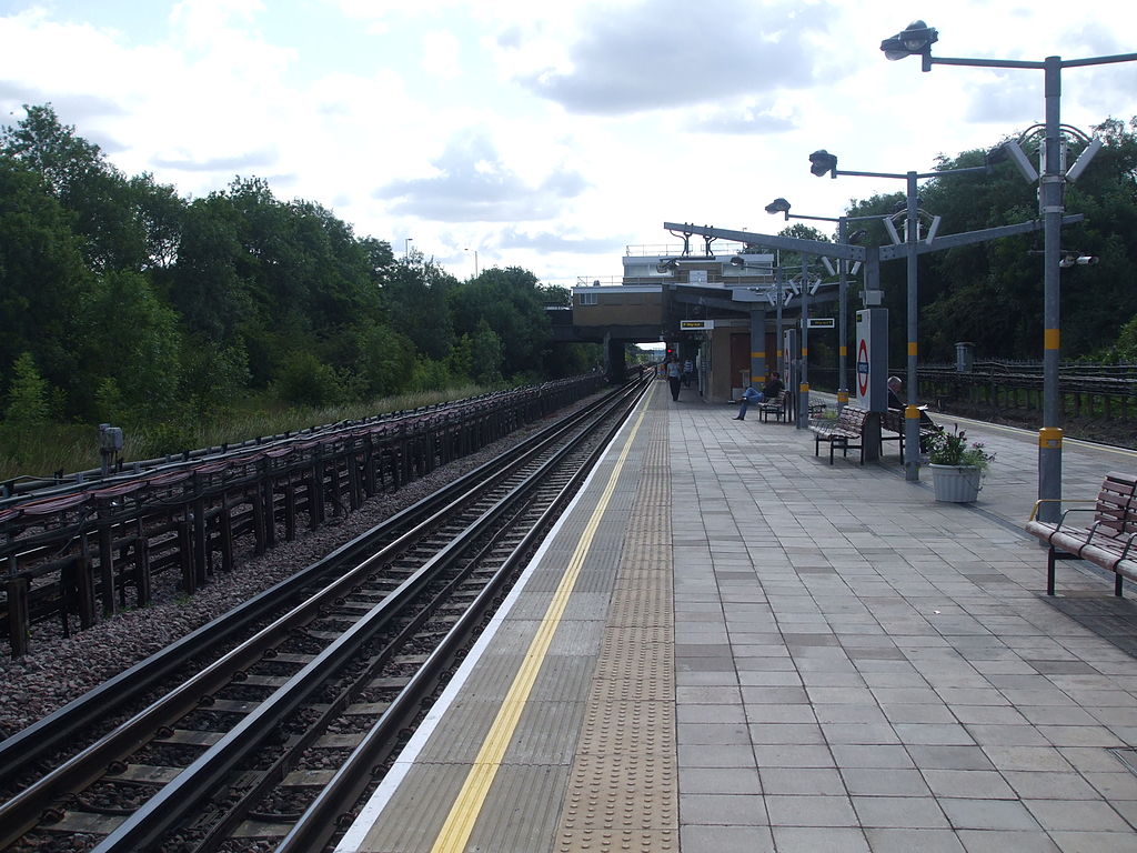 Northolt Platform