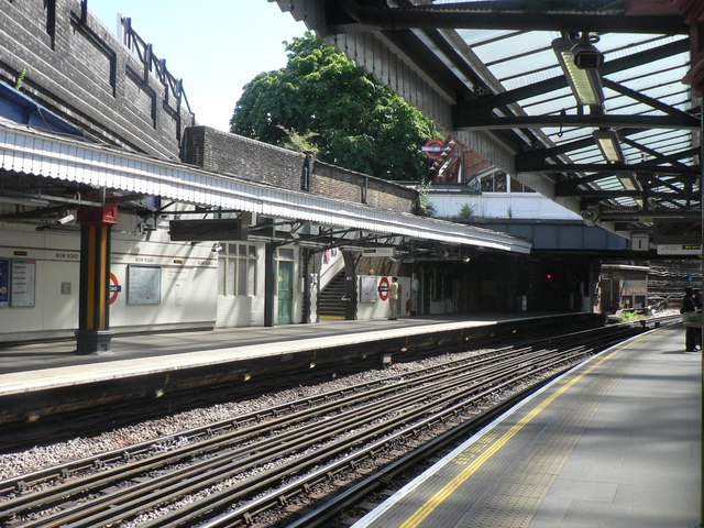 Bow Road Platform