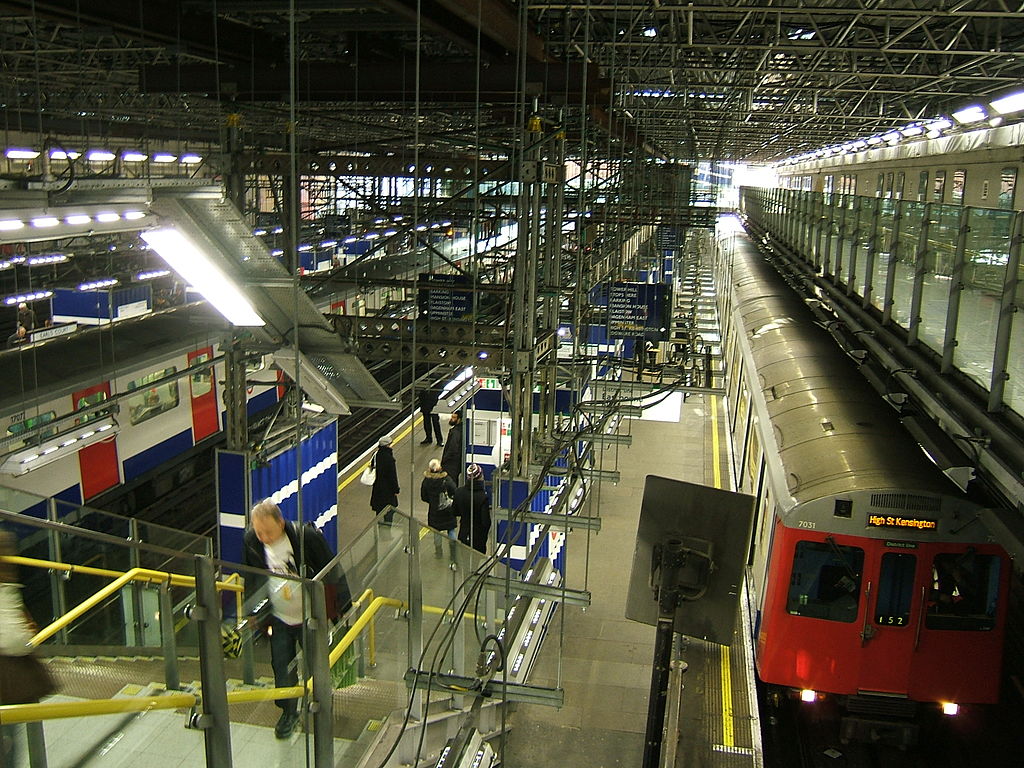 Earl's Court Platform