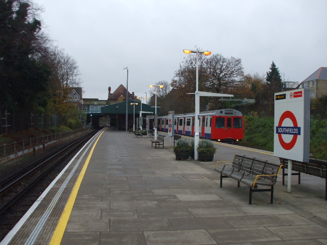 Southfields Platform
