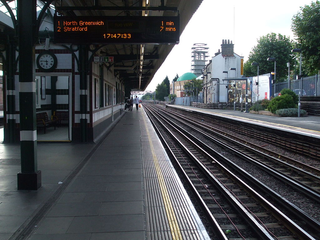 Willesden Green Platform