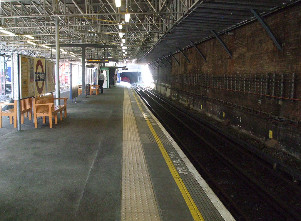Edgware Platform