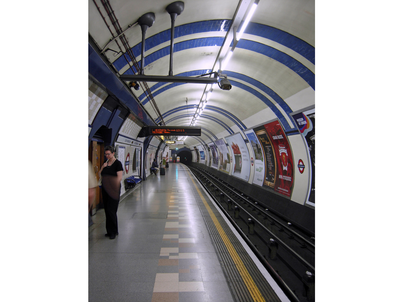 South Kensington Platform