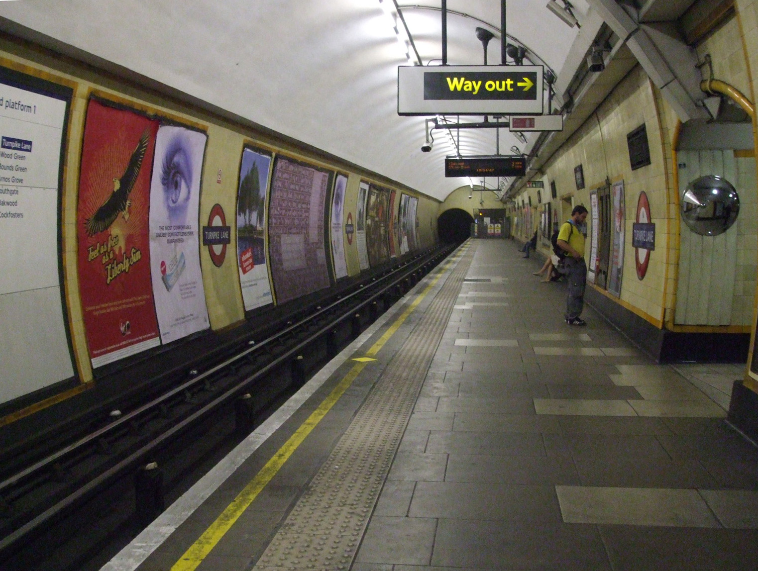 Turnpike Lane Platform